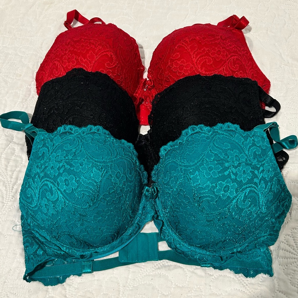 3 pack of 36D bras